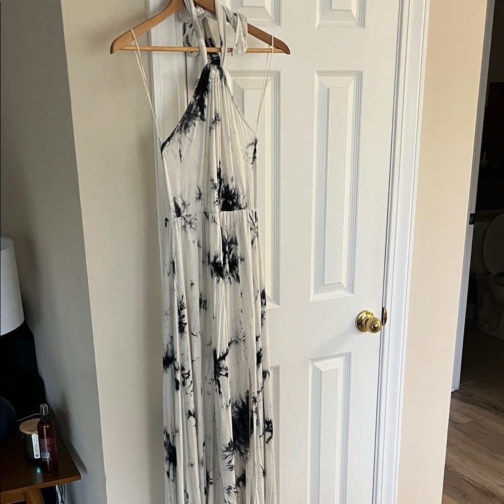 Boutique Tie Die Elegant Black and White Maxi Dress